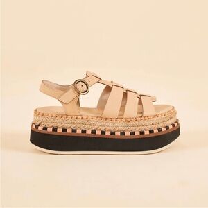 NWT Farm Rio Beige Platform Espadrille Sandals